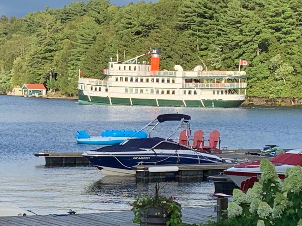 Muskoka Lakes Hotel And Resorts Port Carling Bagian luar foto