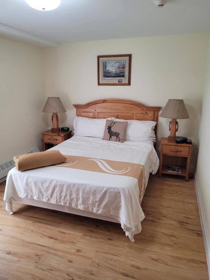 Muskoka Lakes Hotel And Resorts Port Carling Bagian luar foto